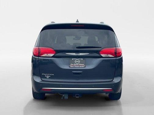 2020 Chrysler Pacifica Touring-L Plus