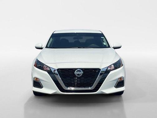 2022 Nissan Altima S FWD