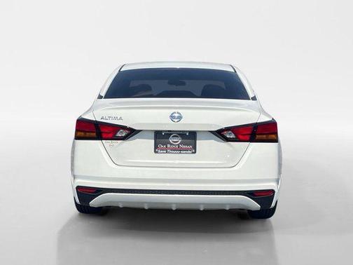 2022 Nissan Altima S FWD