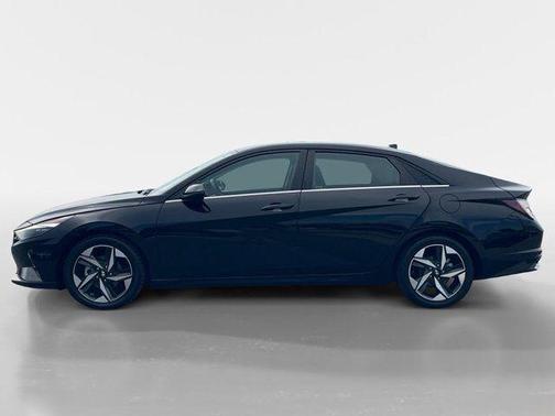 2021 Hyundai ELANTRA Limited