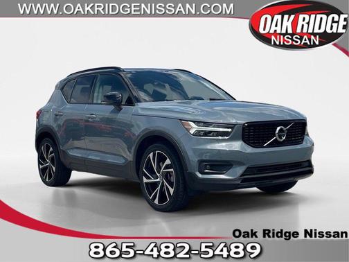 2021 Volvo XC40 T5 R-Design