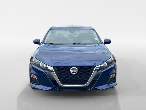 2022 Nissan Altima S FWD