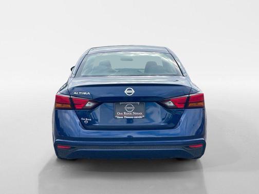 2022 Nissan Altima S FWD
