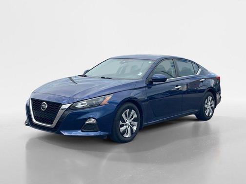 2022 Nissan Altima S FWD