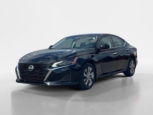 2023 Nissan Altima S FWD
