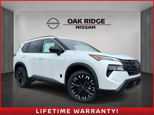 Everest White Pearl Tricoat 2026 Nissan Rogue Dark Armor