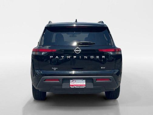 2024 Nissan Pathfinder SV FWD