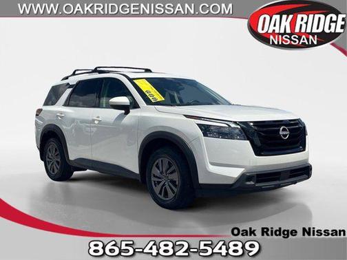 2024 Nissan Pathfinder SV FWD