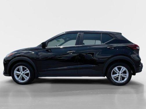 2023 Nissan Kicks S