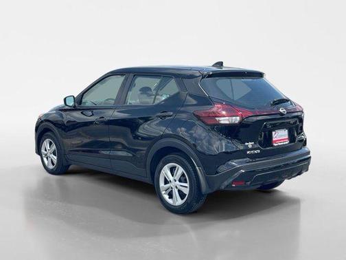 2023 Nissan Kicks S