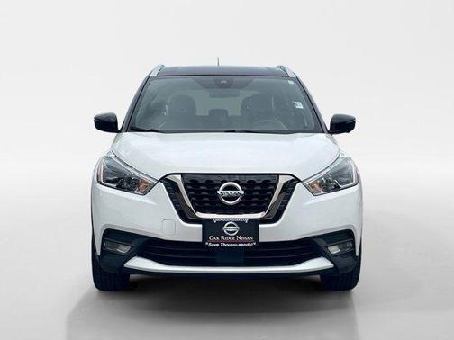 2020 Nissan Kicks SR