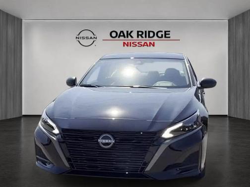 Super Black 2026 Nissan Altima SV FWD