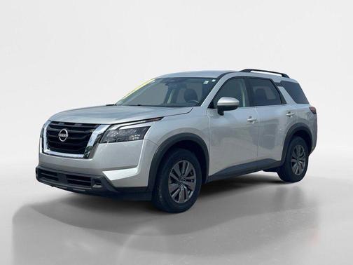 2025 Nissan Pathfinder SV FWD