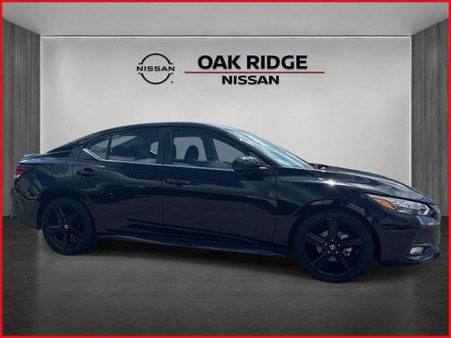 Super Black 2022 Nissan Sentra SR