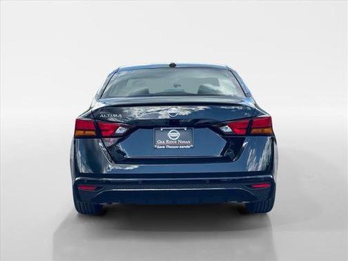 2025 Nissan Altima S FWD