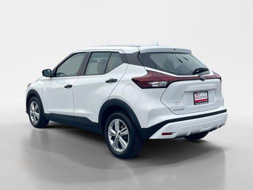 2023 Nissan Kicks S