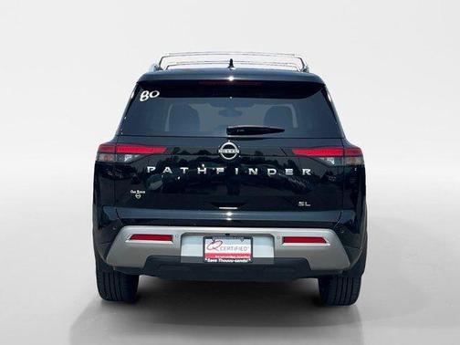 2024 Nissan Pathfinder SL FWD