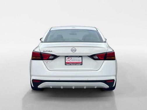 2025 Nissan Altima S FWD