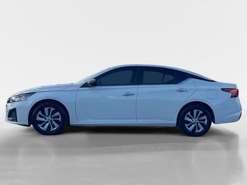 2024 Nissan Altima S FWD