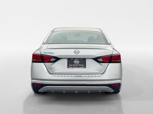 2023 Nissan Altima S FWD