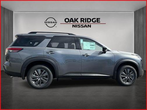 Gun Metallic 2026 Nissan Pathfinder SV