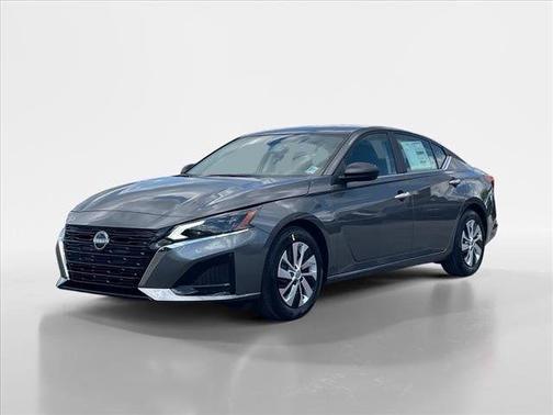 2025 Nissan Altima S FWD