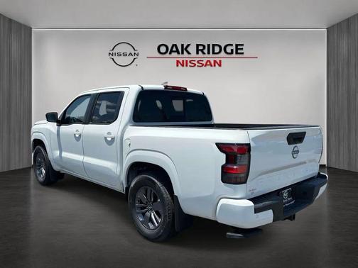 Glacier White 2026 Nissan Frontier SV
