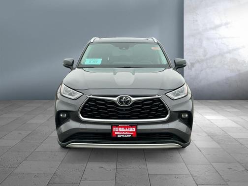 2021 Toyota Highlander Platinum