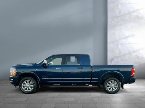 2022 RAM 2500 Limited Mega Cab 4x4 6'4' Box