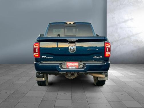 2022 RAM 2500 Limited Mega Cab 4x4 6'4' Box