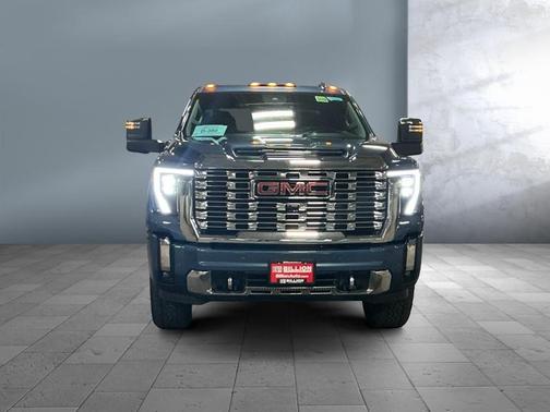 2024 GMC Sierra 2500 Denali