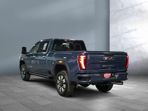 2024 GMC Sierra 2500 Denali