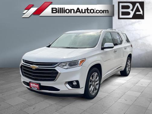 Photo 1 of 29 of 2018 Chevrolet Traverse Premier