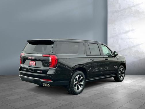 2026 GMC Yukon XL 4WD AT4