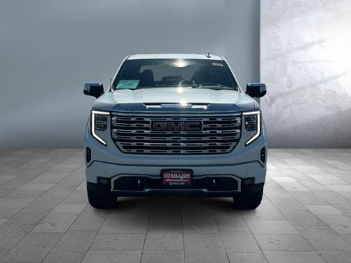 White Frost Tricoat 2023 GMC Sierra 1500 Denali