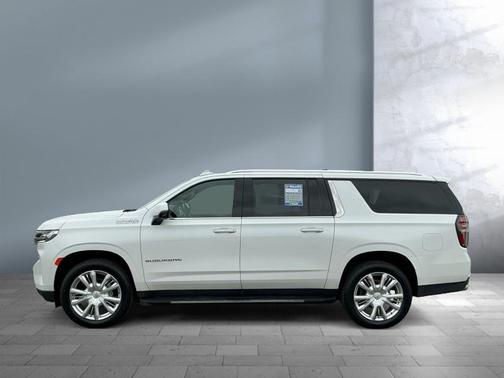 2023 Chevrolet Suburban 4WD High Country