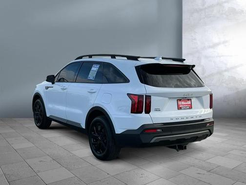 Glacial White Pearl 2022 Kia Sorento S