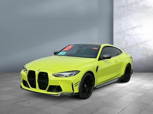 Sao Paulo Yellow 2022 BMW M4 Competition xDrive