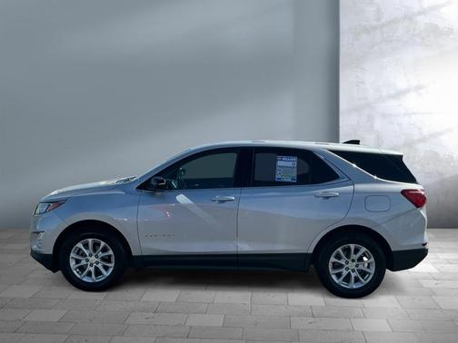 Silver Ice Metallic 2018 Chevrolet Equinox LT