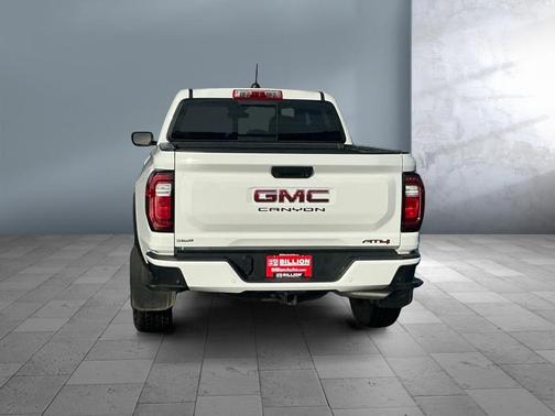 2024 GMC Canyon AT4