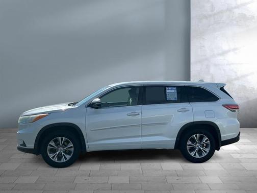 Blizzard Pearl 2015 Toyota Highlander LE Plus
