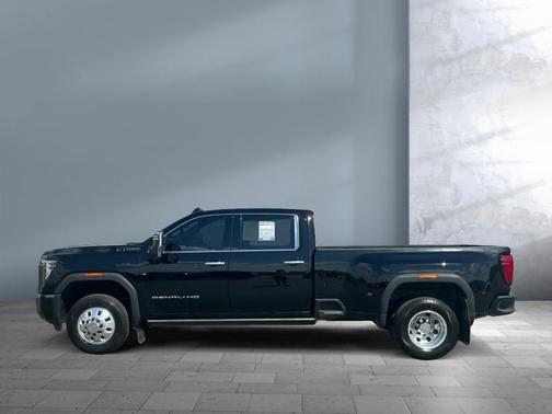 Onyx Black 2024 GMC Sierra 3500 Denali