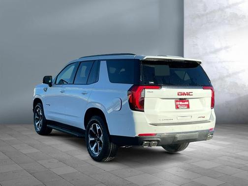 2026 GMC Yukon 4WD AT4