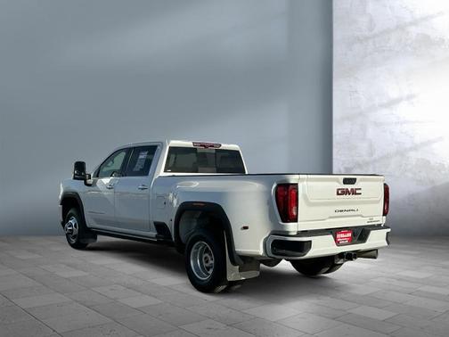 2023 GMC Sierra 3500 Denali