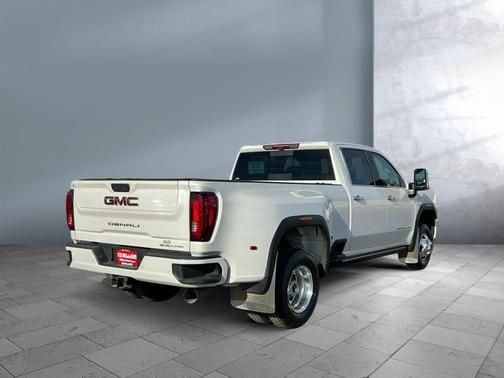 2023 GMC Sierra 3500 Denali