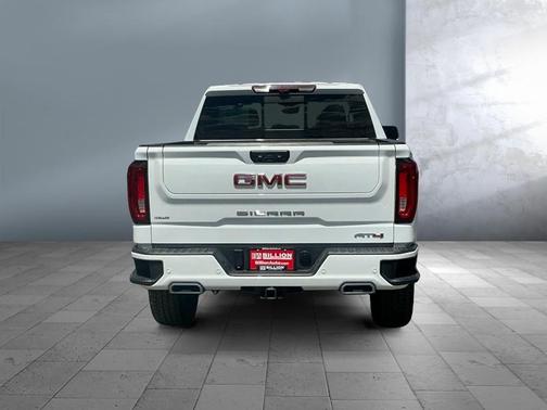 Summit White 2025 GMC Sierra 1500 AT4