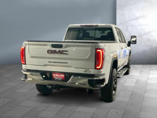 2022 GMC Sierra 2500 SLT