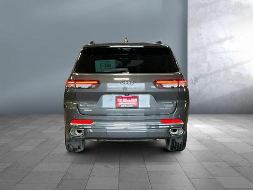 2022 Jeep Grand Cherokee L Overland