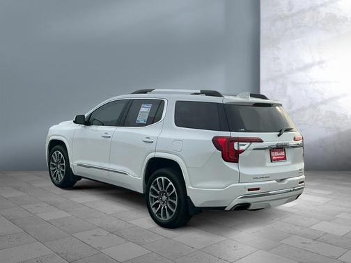 White Frost Tricoat 2022 GMC Acadia Denali