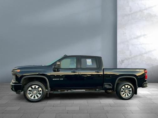 2024 Chevrolet Silverado 2500 Custom